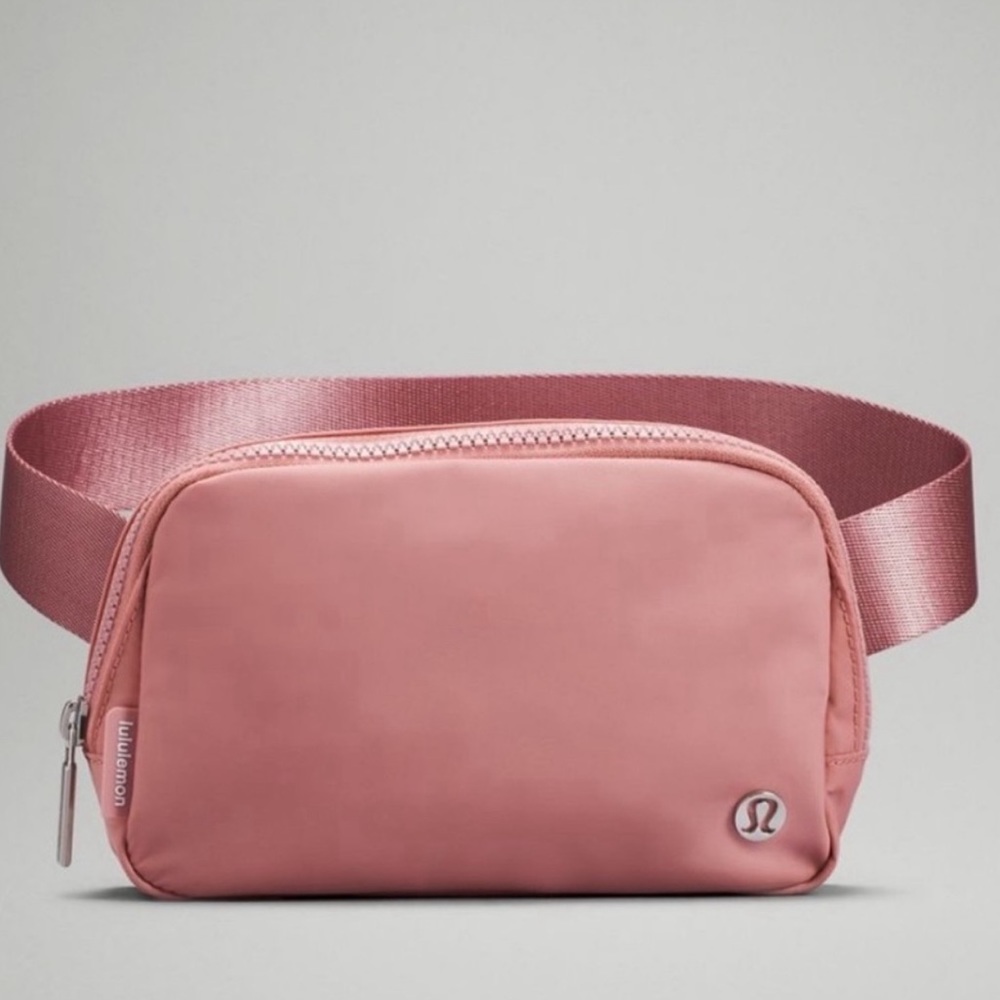 Lululemon Everywhere Belt Bag PINK NEW
